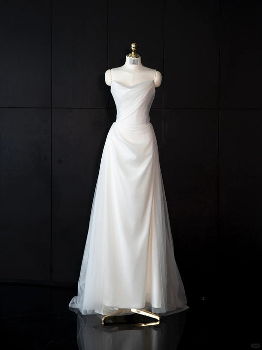 Wunderschönes dunkelolivgrünes herzförmiger Ausschnitt A-Linie Satin Tüll Kurzes Ballkleid Homecoming-Kleid ED02575