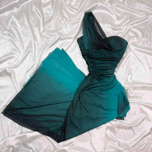 Wunderschönes dunkelolivgrünes herzförmiger Ausschnitt A-Linie Satin Tüll Kurzes Ballkleid Homecoming-Kleid ED02575