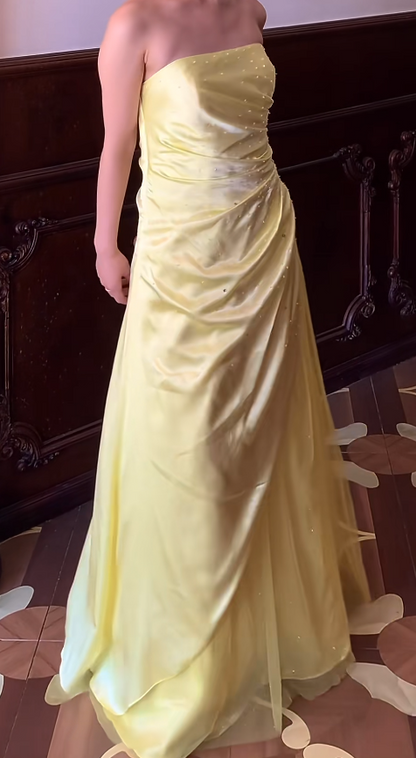 Wunderschönes dunkelolivgrünes herzförmiger Ausschnitt A-Linie Satin Tüll Kurzes Ballkleid Homecoming-Kleid ED02575