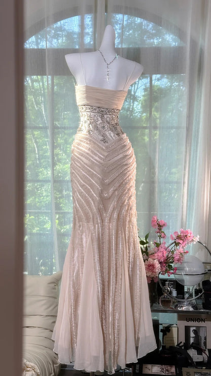 Wunderschönes dunkelolivgrünes herzförmiger Ausschnitt A-Linie Satin Tüll Kurzes Ballkleid Homecoming-Kleid ED02575