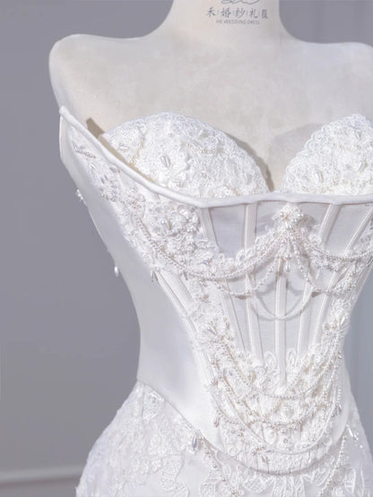 Wunderschönes dunkelolivgrünes herzförmiger Ausschnitt A-Linie Satin Tüll Kurzes Ballkleid Homecoming-Kleid ED02575