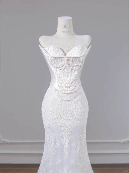 Wunderschönes dunkelolivgrünes herzförmiger Ausschnitt A-Linie Satin Tüll Kurzes Ballkleid Homecoming-Kleid ED02575