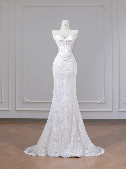 Wunderschönes dunkelolivgrünes herzförmiger Ausschnitt A-Linie Satin Tüll Kurzes Ballkleid Homecoming-Kleid ED02575