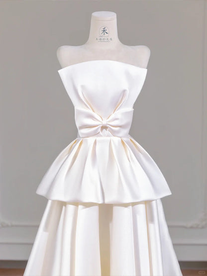 Wunderschönes dunkelolivgrünes herzförmiger Ausschnitt A-Linie Satin Tüll Kurzes Ballkleid Homecoming-Kleid ED02575