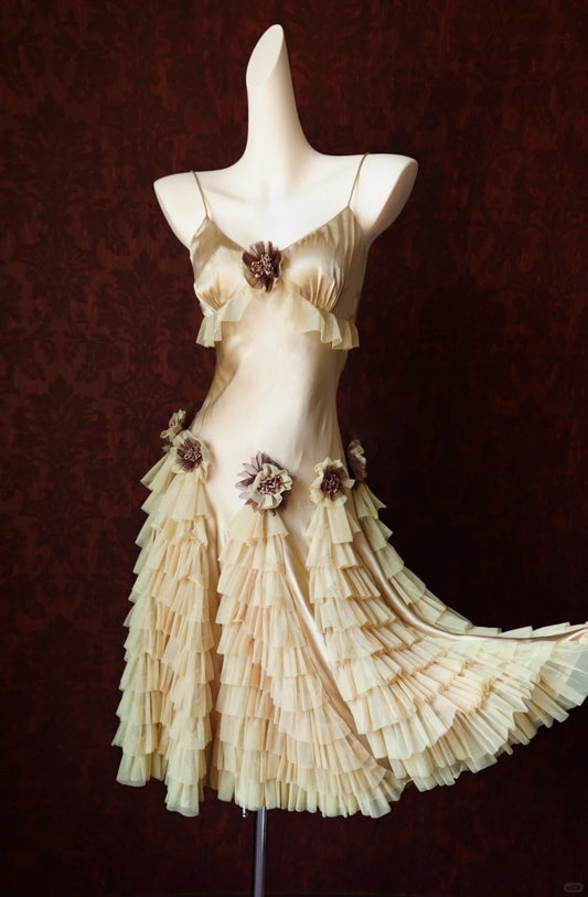Elegant Light Champagne Sheath Birthday Dress Vintage Satin Tiered Tulle Short Formal Dress with Appliques ED03712