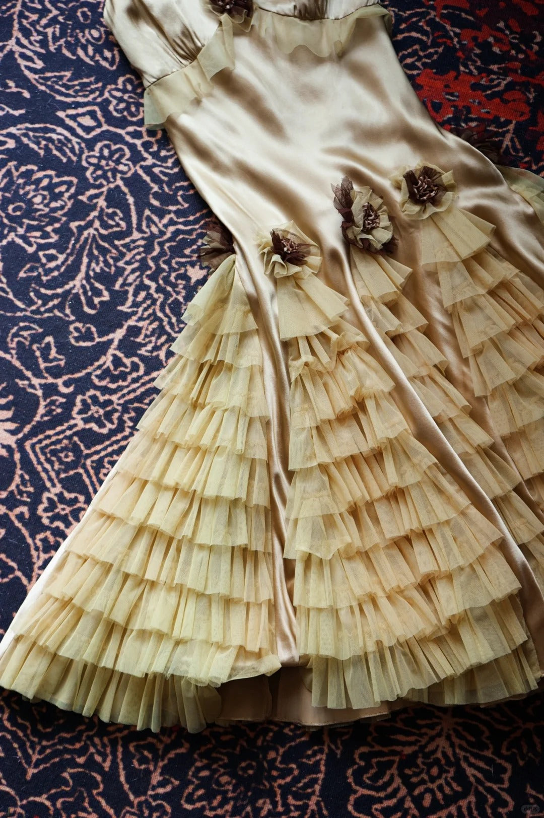 Elegant Light Champagne Sheath Birthday Dress Vintage Satin Tiered Tulle Short Formal Dress with Appliques ED03712