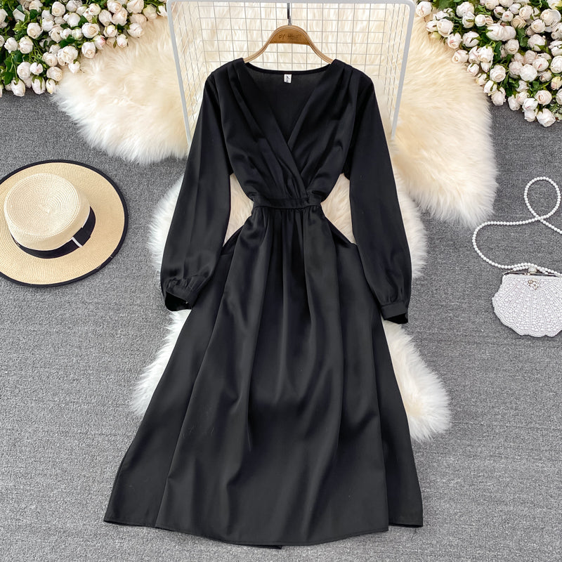 Einfaches V-Ausschnitt Langarmkleid Modekleid ED0373