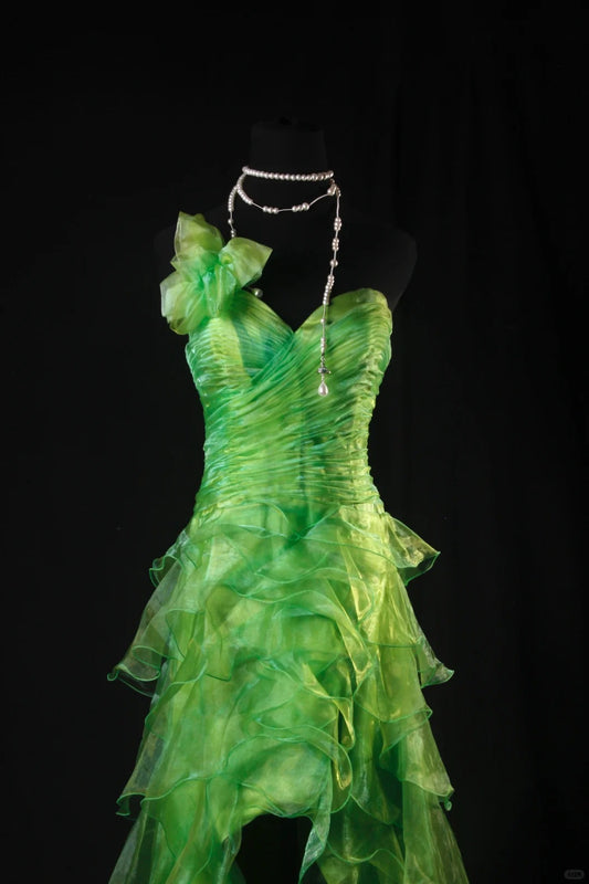 Wunderschönes dunkelolivgrünes herzförmiger Ausschnitt A-Linie Satin Tüll Kurzes Ballkleid Homecoming-Kleid ED02575