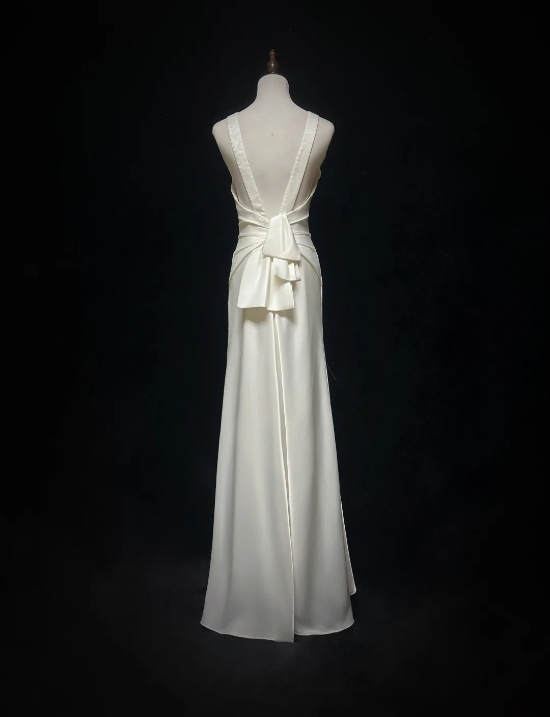 Wunderschönes dunkelolivgrünes herzförmiger Ausschnitt A-Linie Satin Tüll Kurzes Ballkleid Homecoming-Kleid ED02575