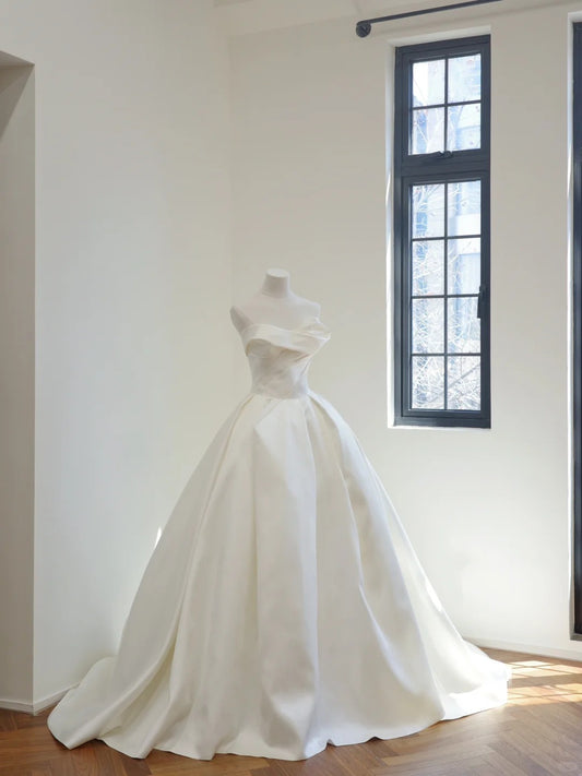 Wunderschönes dunkelolivgrünes herzförmiger Ausschnitt A-Linie Satin Tüll Kurzes Ballkleid Homecoming-Kleid ED02575
