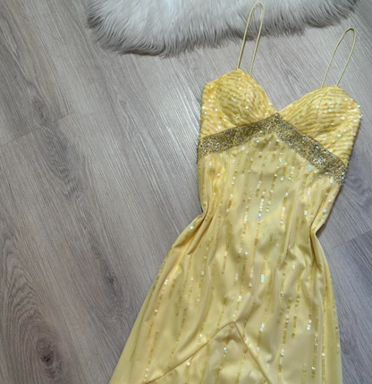Wunderschönes dunkelolivgrünes herzförmiger Ausschnitt A-Linie Satin Tüll Kurzes Ballkleid Homecoming-Kleid ED02575