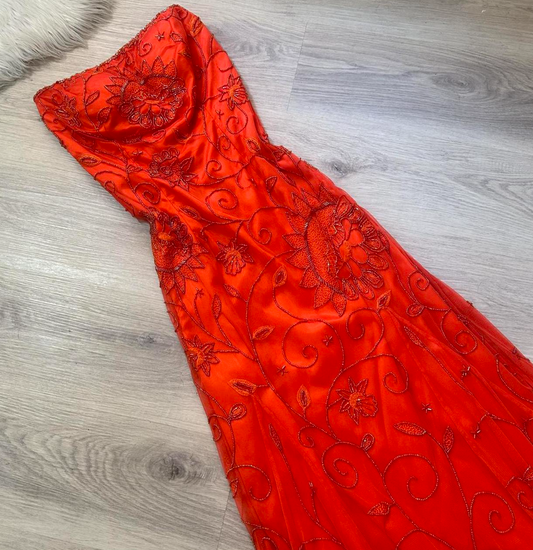 Wunderschönes dunkelolivgrünes herzförmiger Ausschnitt A-Linie Satin Tüll Kurzes Ballkleid Homecoming-Kleid ED02575