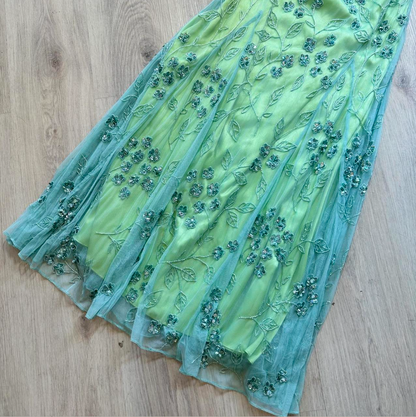 Wunderschönes dunkelolivgrünes herzförmiger Ausschnitt A-Linie Satin Tüll Kurzes Ballkleid Homecoming-Kleid ED02575