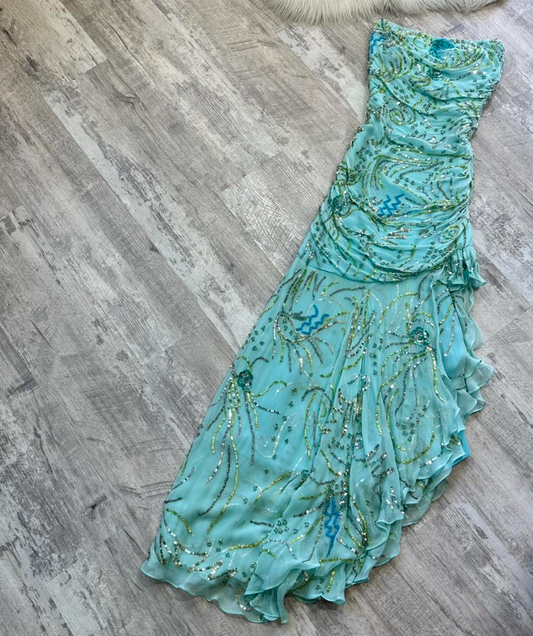 Wunderschönes dunkelolivgrünes herzförmiger Ausschnitt A-Linie Satin Tüll Kurzes Ballkleid Homecoming-Kleid ED02575