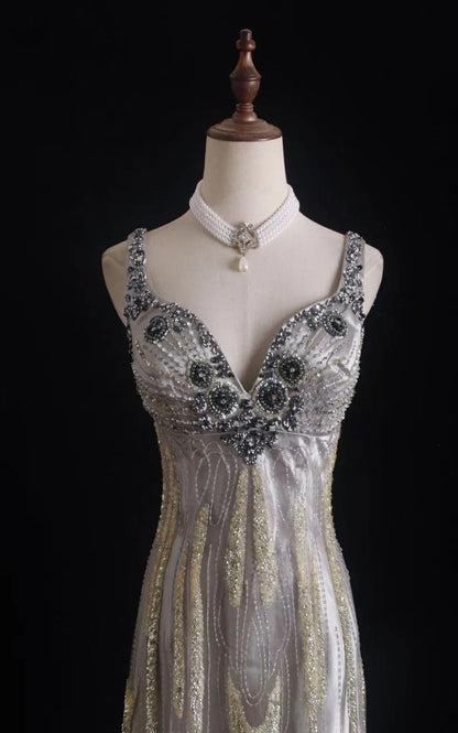 Vintage Sheath V-neck Silk Beaded Long Evening Gowns,Sequined Tulle Light Grey  Formal Dresses Gorgeous Prom Dress