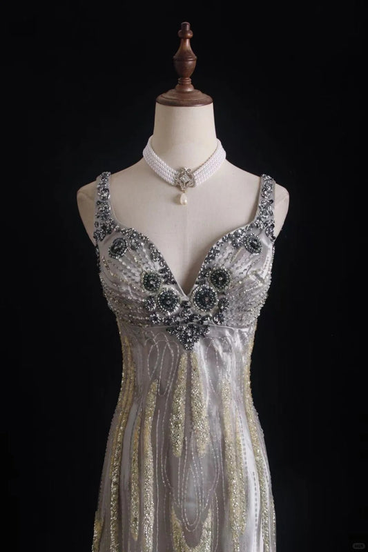 Vintage Sheath V-neck Silk Beaded Long Evening Gowns,Sequined Tulle Light Grey  Formal Dresses Gorgeous Prom Dress