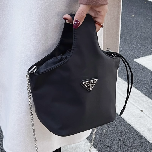 Sac seau décontracté en nylon avec chaîne ED0379