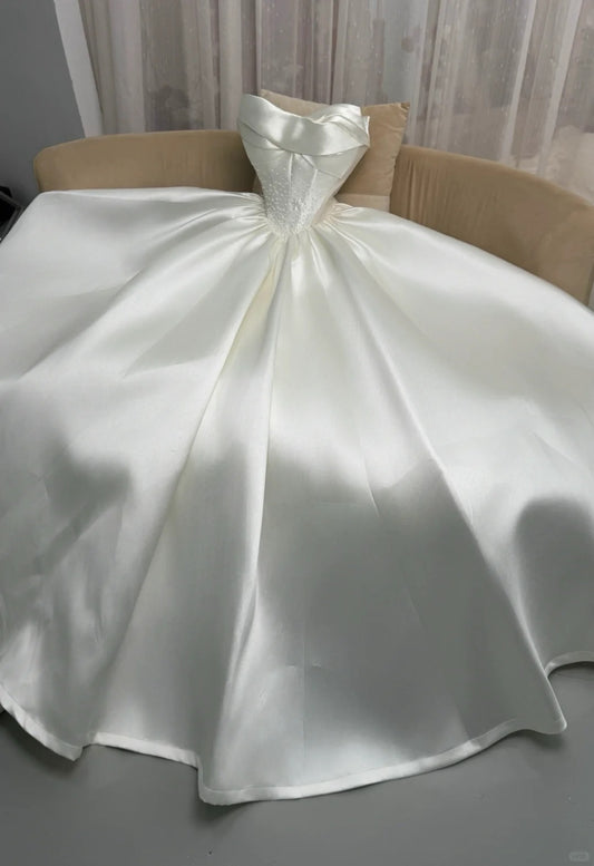 Wunderschönes dunkelolivgrünes herzförmiger Ausschnitt A-Linie Satin Tüll Kurzes Ballkleid Homecoming-Kleid ED02575