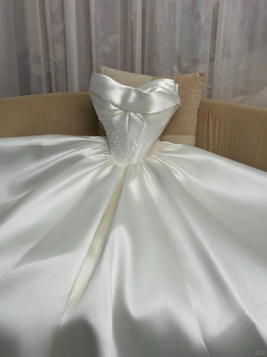 Wunderschönes dunkelolivgrünes herzförmiger Ausschnitt A-Linie Satin Tüll Kurzes Ballkleid Homecoming-Kleid ED02575