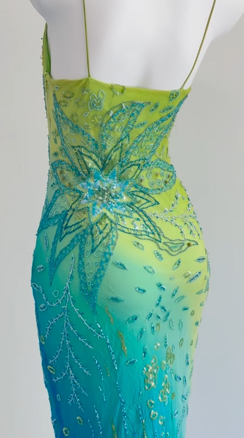 Wunderschönes dunkelolivgrünes herzförmiger Ausschnitt A-Linie Satin Tüll Kurzes Ballkleid Homecoming-Kleid ED02575