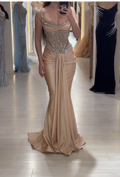 Wunderschönes dunkelolivgrünes herzförmiger Ausschnitt A-Linie Satin Tüll Kurzes Ballkleid Homecoming-Kleid ED02575