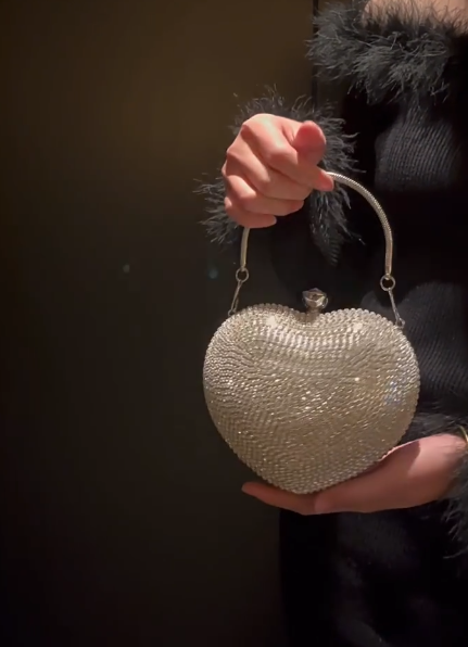 2025 New Heart-shaped Rhinestone Evening Handbag Women's Party Bag ED03921