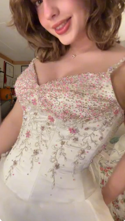 Cute White Ball Gown Beaded Prom Dress Spaghetti Straps Tulle Sweet 16 Dress Formal Evening Dress ED03923