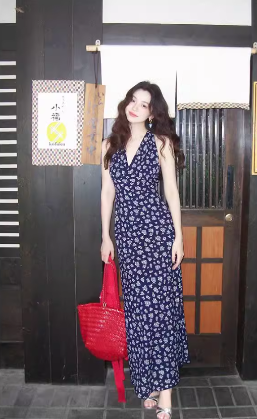 Ärmelloses Neckholderkleid im französischen Retro-Stil mit Blumenmuster ED0393