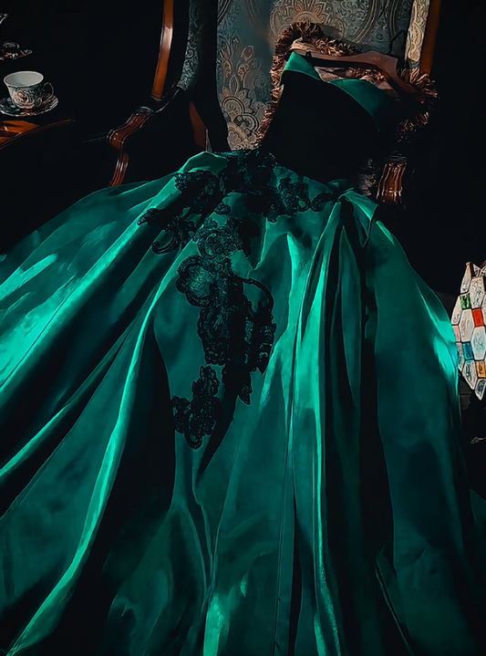 Wunderschönes dunkelolivgrünes herzförmiger Ausschnitt A-Linie Satin Tüll Kurzes Ballkleid Homecoming-Kleid ED02575