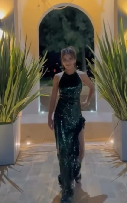 Wunderschönes dunkelolivgrünes herzförmiger Ausschnitt A-Linie Satin Tüll Kurzes Ballkleid Homecoming-Kleid ED02575