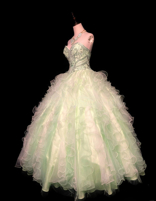 Wunderschönes dunkelolivgrünes herzförmiger Ausschnitt A-Linie Satin Tüll Kurzes Ballkleid Homecoming-Kleid ED02575