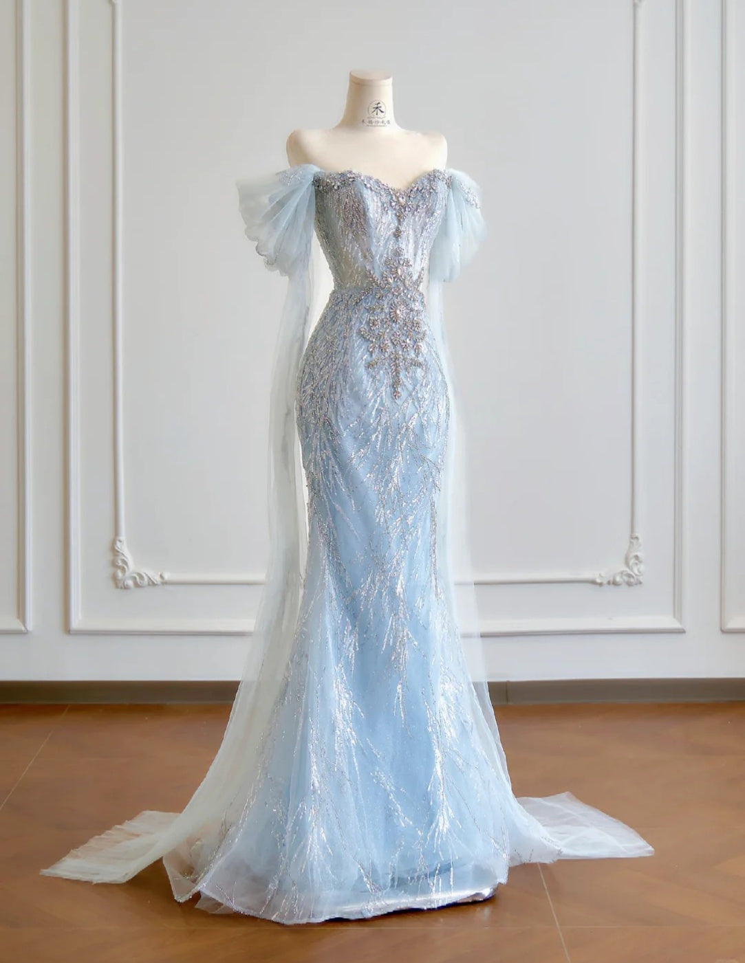 Wunderschönes dunkelolivgrünes herzförmiger Ausschnitt A-Linie Satin Tüll Kurzes Ballkleid Homecoming-Kleid ED02575