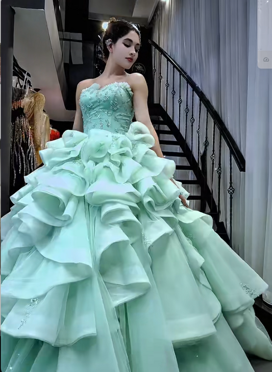 Wunderschönes dunkelolivgrünes herzförmiger Ausschnitt A-Linie Satin Tüll Kurzes Ballkleid Homecoming-Kleid ED02575