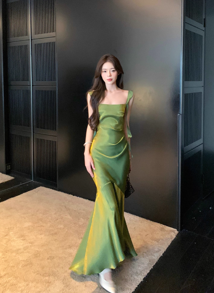 Wunderschönes dunkelolivgrünes herzförmiger Ausschnitt A-Linie Satin Tüll Kurzes Ballkleid Homecoming-Kleid ED02575