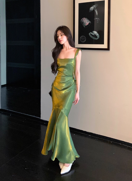 Wunderschönes dunkelolivgrünes herzförmiger Ausschnitt A-Linie Satin Tüll Kurzes Ballkleid Homecoming-Kleid ED02575