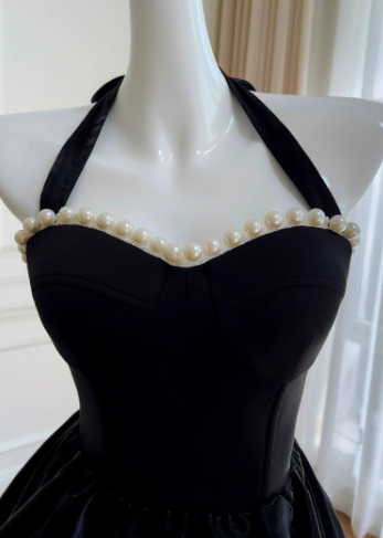 Audrey Hepburn Style A-Line Halter Velvet Short Prom Dress, Black Homecoming Dresses ED03995