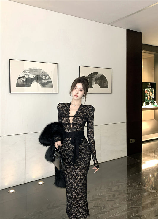 Sexy schwarzer Spitzen-Langarm-Hüftrock im Slim-Fit ED0399