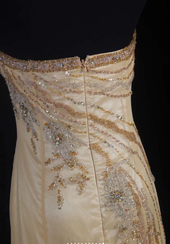 Wunderschönes dunkelolivgrünes herzförmiger Ausschnitt A-Linie Satin Tüll Kurzes Ballkleid Homecoming-Kleid ED02575
