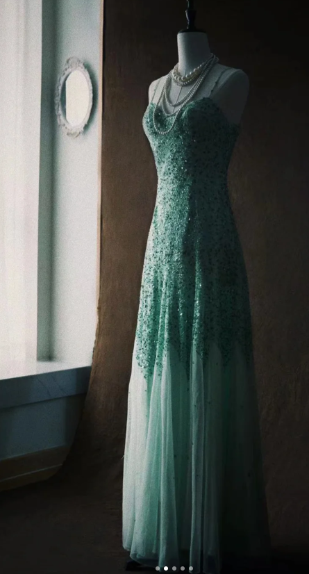 Wunderschönes dunkelolivgrünes herzförmiger Ausschnitt A-Linie Satin Tüll Kurzes Ballkleid Homecoming-Kleid ED02575