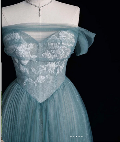 Wunderschönes dunkelolivgrünes herzförmiger Ausschnitt A-Linie Satin Tüll Kurzes Ballkleid Homecoming-Kleid ED02575