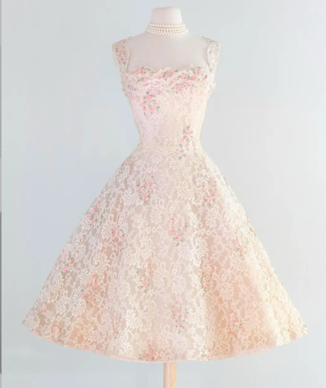 Vintage A-Line Lace Applique Short Prom Dresses Sleeveless Formal Evening Dresses Cute Birthday Dresses ED04032
