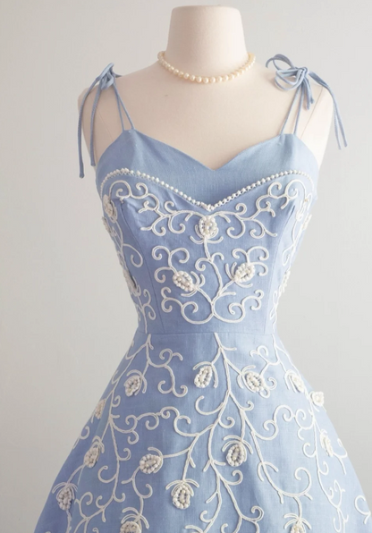 Vintage Spaghetti Strap A-Line Satin Beaded Appliqué Short Prom Dresses, Blue Homecoming Dress  Birthday Dresses ED04036