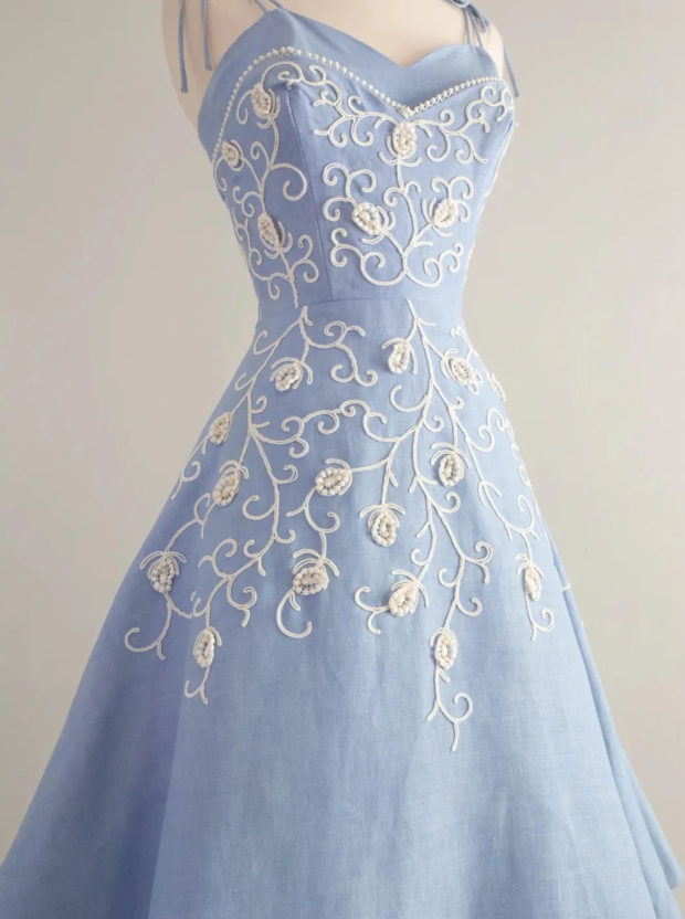 Vintage Spaghetti Strap A-Line Satin Beaded Appliqué Short Prom Dresses, Blue Homecoming Dress  Birthday Dresses ED04036