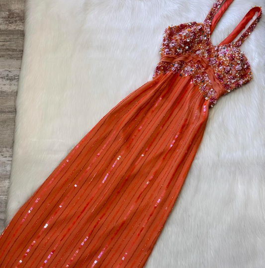 Wunderschönes dunkelolivgrünes herzförmiger Ausschnitt A-Linie Satin Tüll Kurzes Ballkleid Homecoming-Kleid ED02575