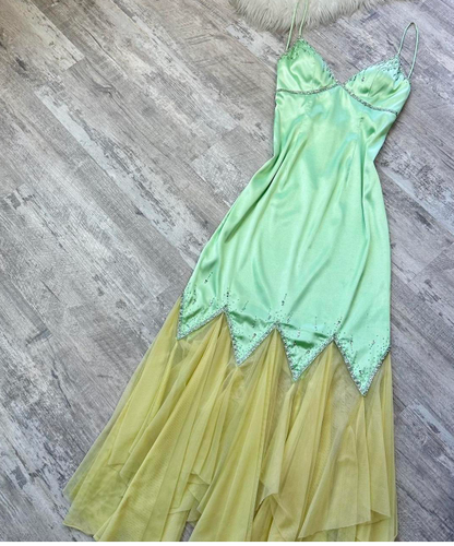 Wunderschönes dunkelolivgrünes herzförmiger Ausschnitt A-Linie Satin Tüll Kurzes Ballkleid Homecoming-Kleid ED02575