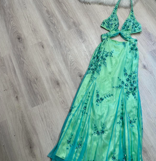 Wunderschönes dunkelolivgrünes herzförmiger Ausschnitt A-Linie Satin Tüll Kurzes Ballkleid Homecoming-Kleid ED02575