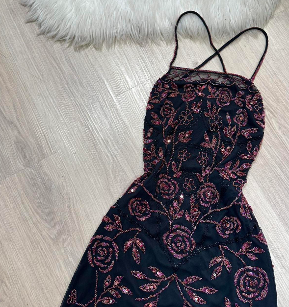 Wunderschönes dunkelolivgrünes herzförmiger Ausschnitt A-Linie Satin Tüll Kurzes Ballkleid Homecoming-Kleid ED02575