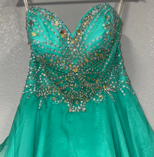 Cute A-Line Sweetheart Neck Short Birthday Dress Tulle Beaded Homecoming Dress ED04091