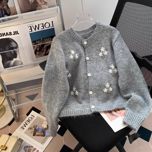 Koreanischer Stil Rundhalsausschnitt Bestickte Strickjacke Pullover ED0411