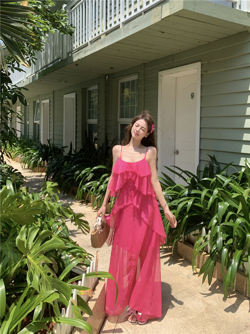Chiffon-Kleid mit Rüschen und Strapsen am Meer ED0413